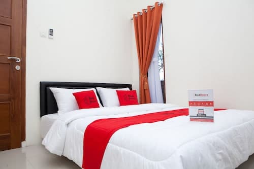 RedDoorz @ Pasir Luyu Buahbatu