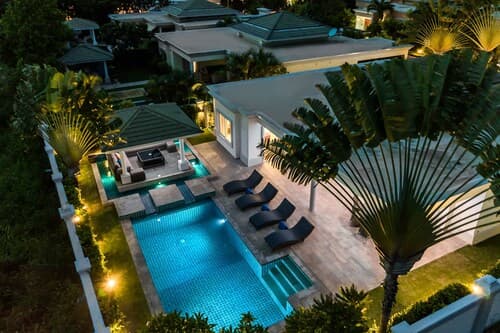 Luxury Pool Villa 608