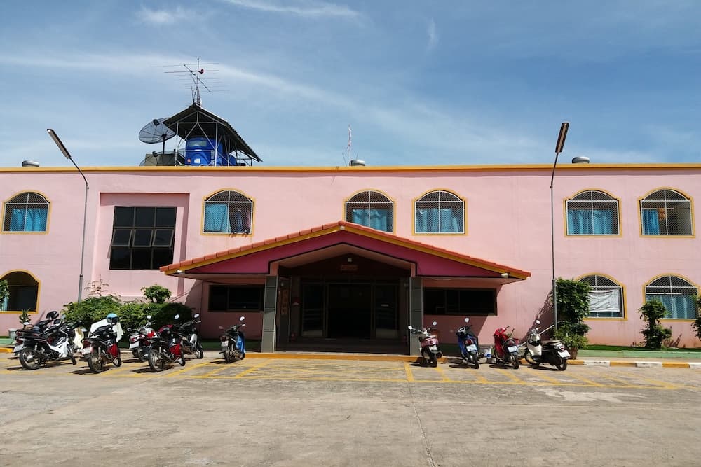 Sema Nakhon Hotel