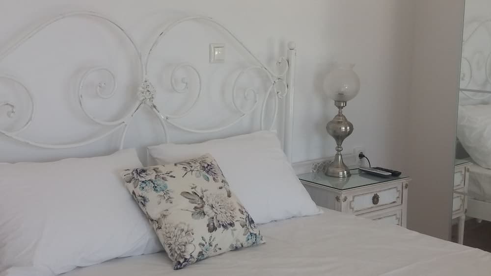 Estate Dafnopanagia Luxury Apartment