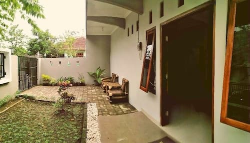 Adikarta Guesthouse Janti