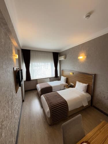 Buyuk Hotel