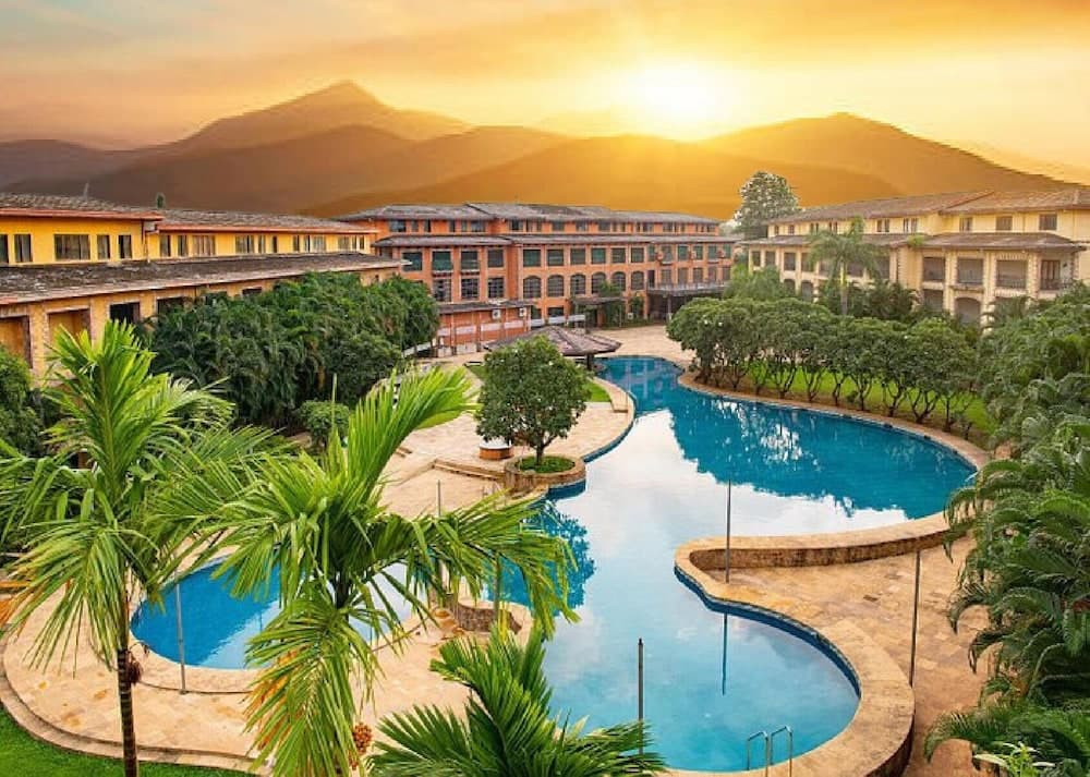 Discover Resorts