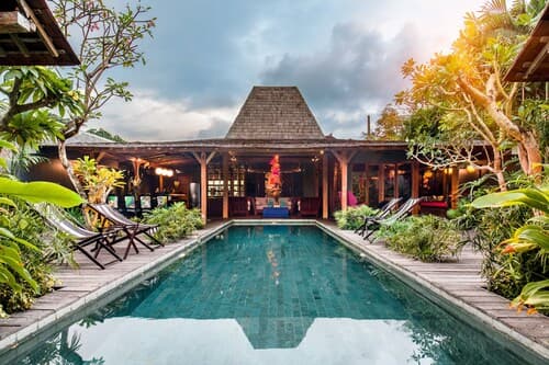 Villa Gambar