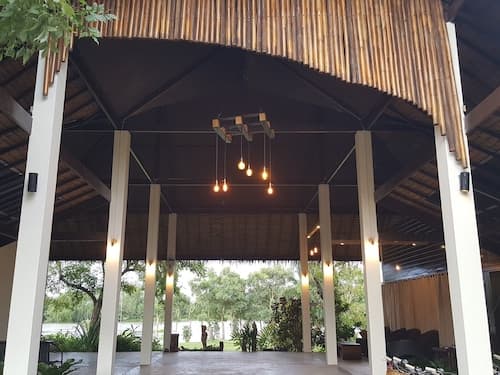 Dheva Resort