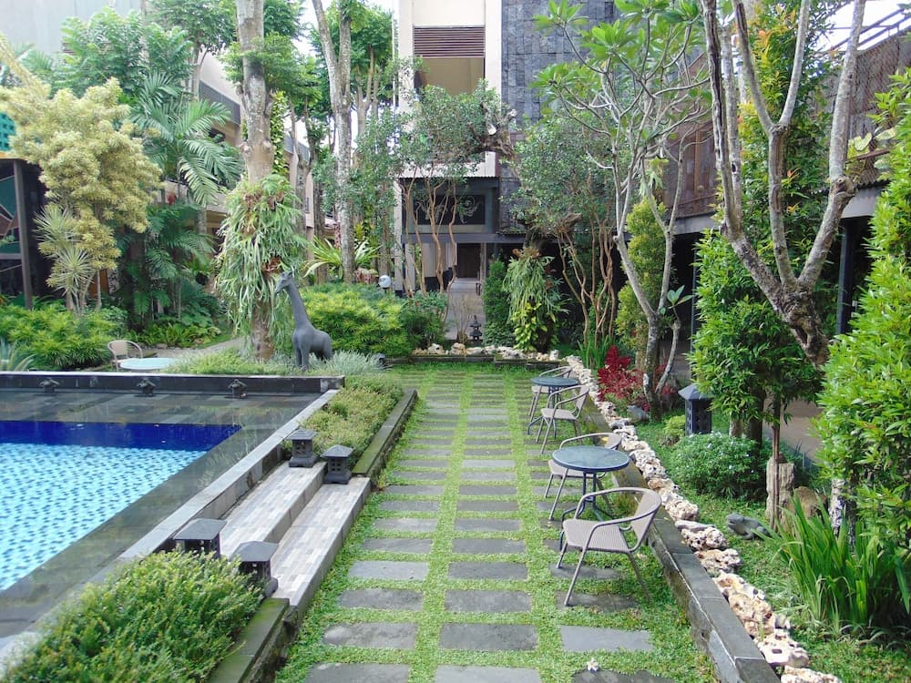 Savita Garden Inn