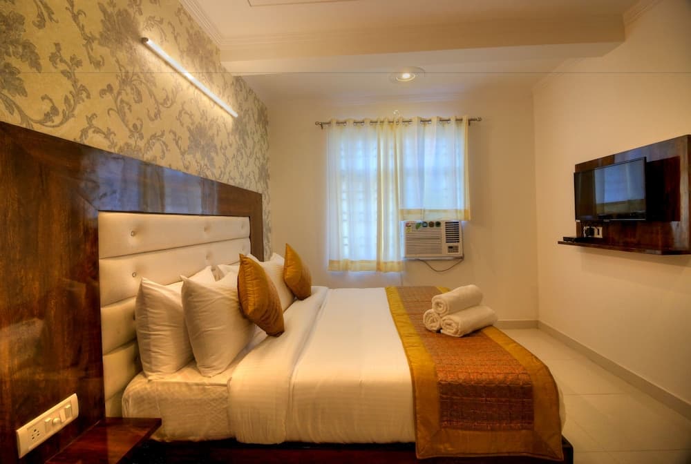 Hotel Ark Of Avalon