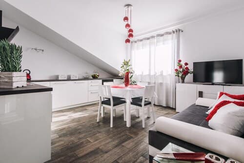 City Lights Apartments - Arianska