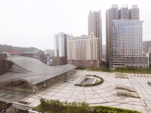 Estay Apartment Poly Central Pivot GZ