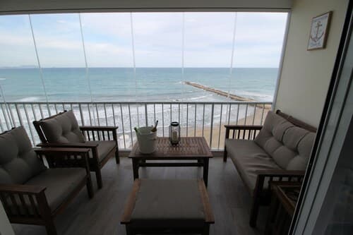 Sea front - Stunning views
