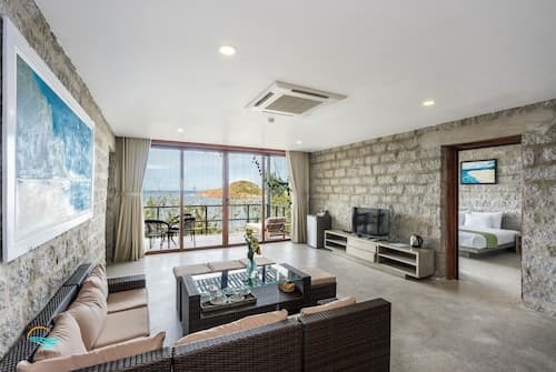 Casa Marina Resort