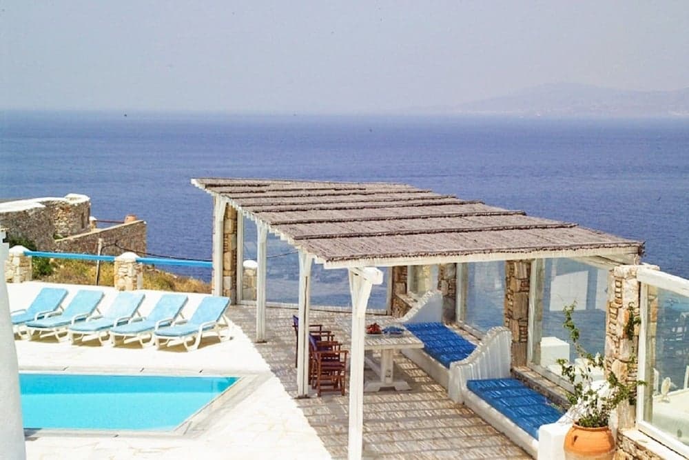 Villa Adonis