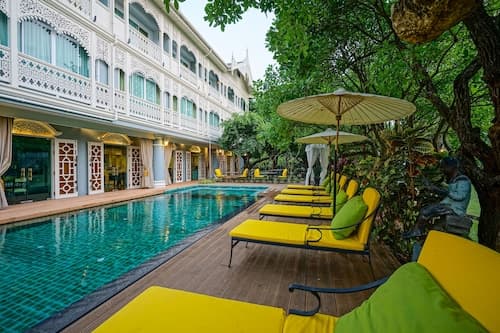 At Pingnakorn Riverside Hotel Chiangmai