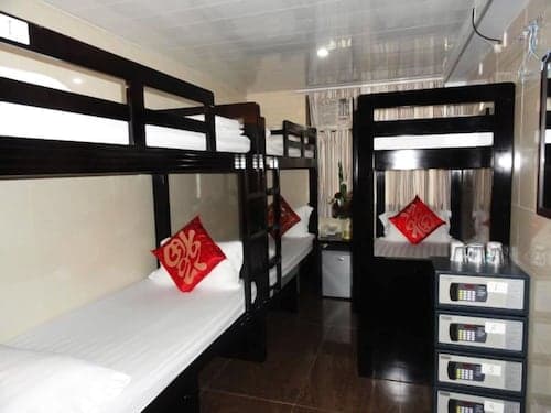 Paris Guest House - Hostel