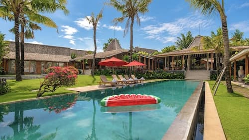 Mannao Estate by Villa Finder