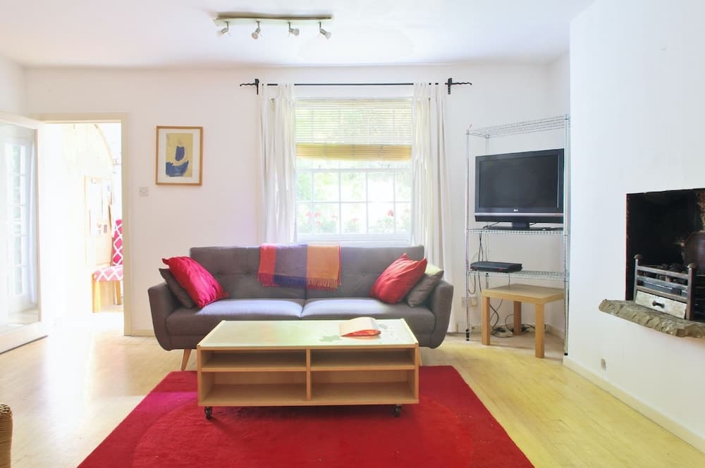 The London Agent Camden Real Find