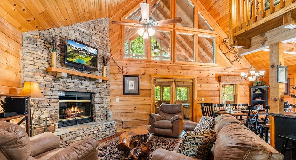 Smoky Mountain Lodge