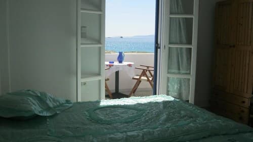 Aronis Plaka Naxos
