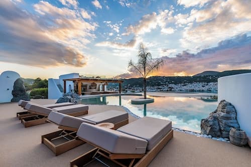 Evlalia Studios & Villas