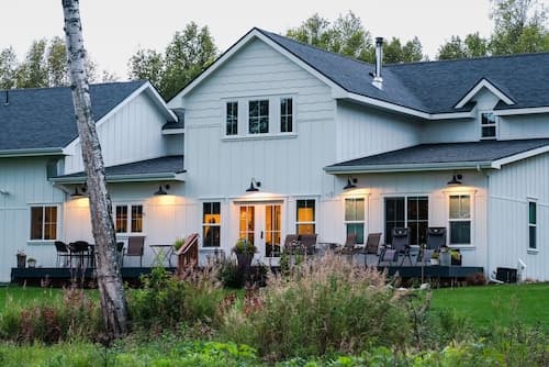 Snowgoose Pond Bed & Breakfast