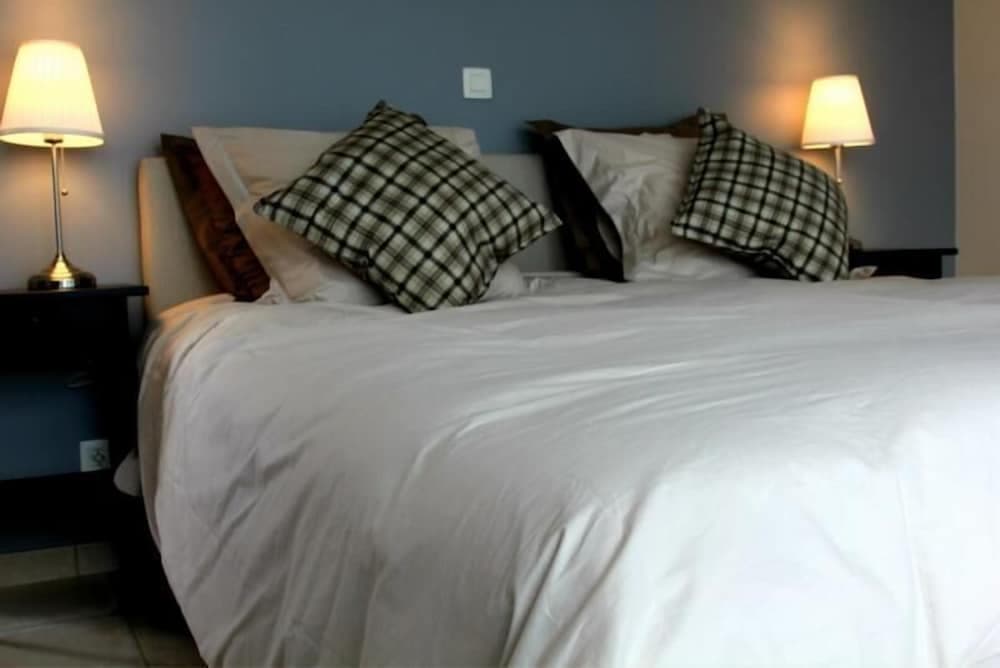 B&B Laurus