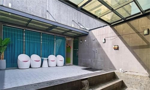 YA-NOLD Hot Spring Hotel