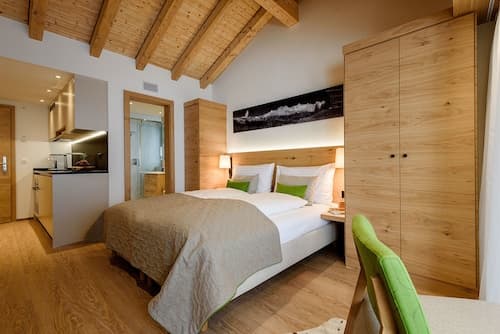 EVA Apartments