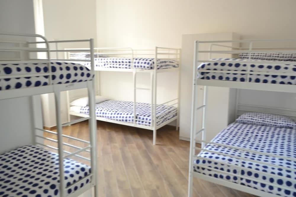 Gloria Hostel