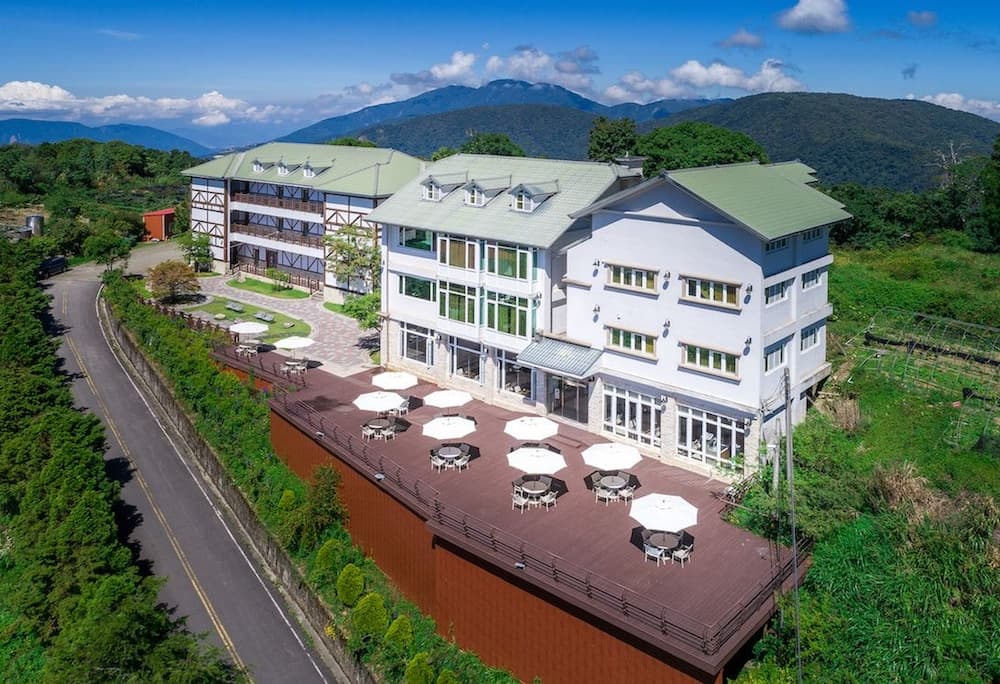 Junyue Resort