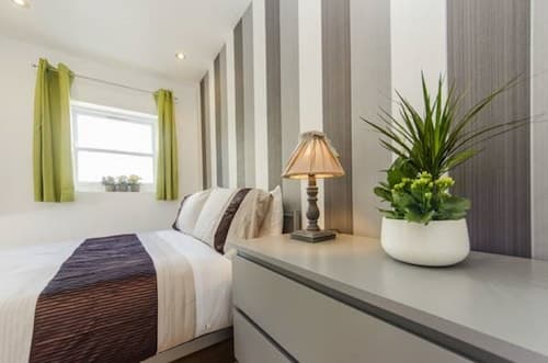 Grand Apartments Fulham Palace