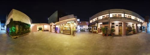 Hotel Palace