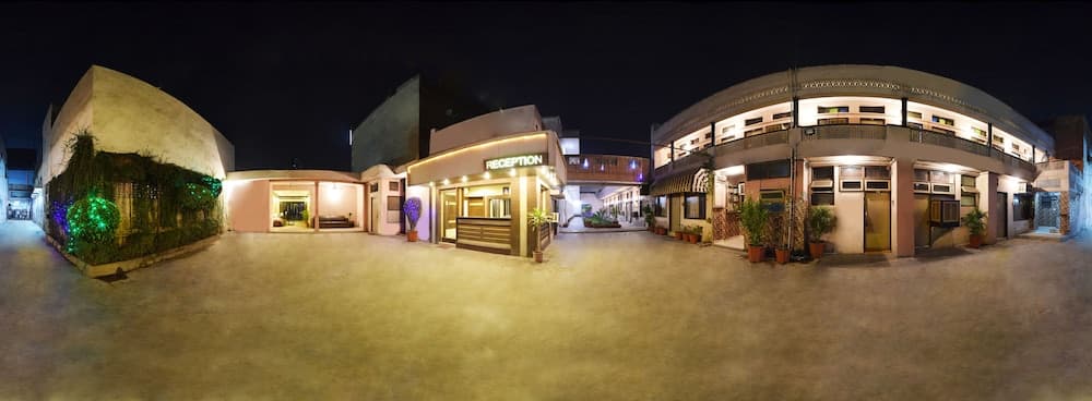 Hotel Palace