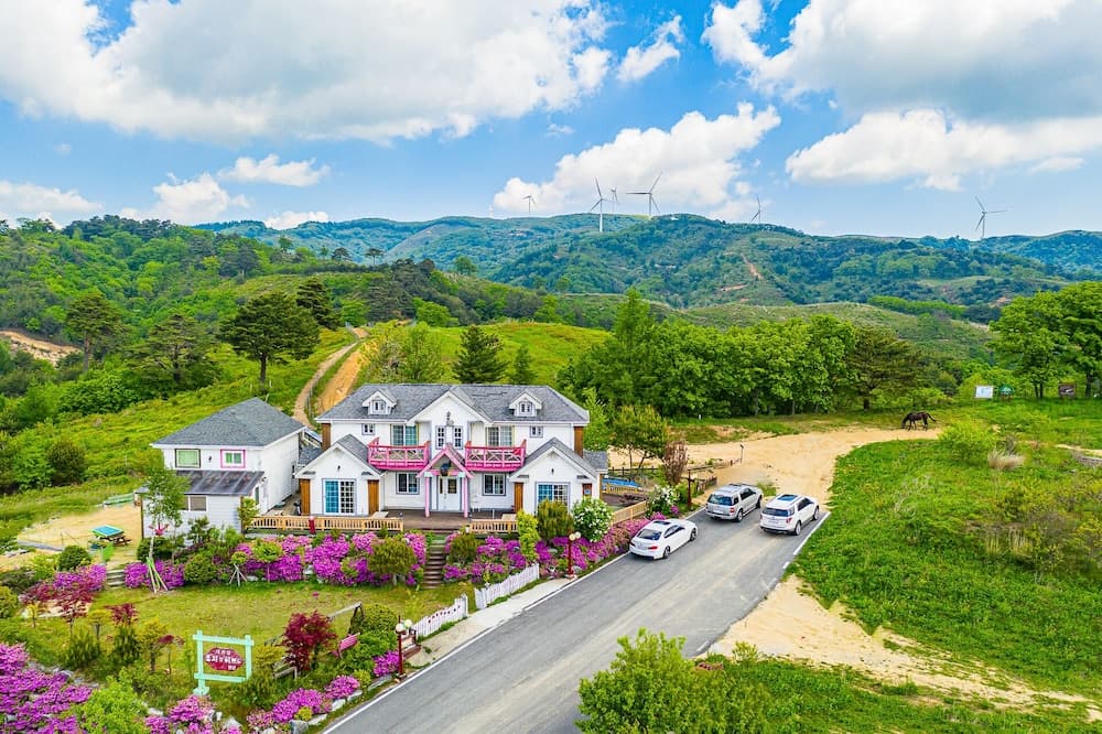 Pungcha & Herb Pension