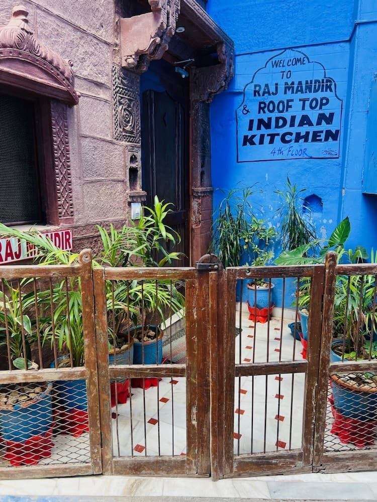 Raj Mandir Boutique Home Stay