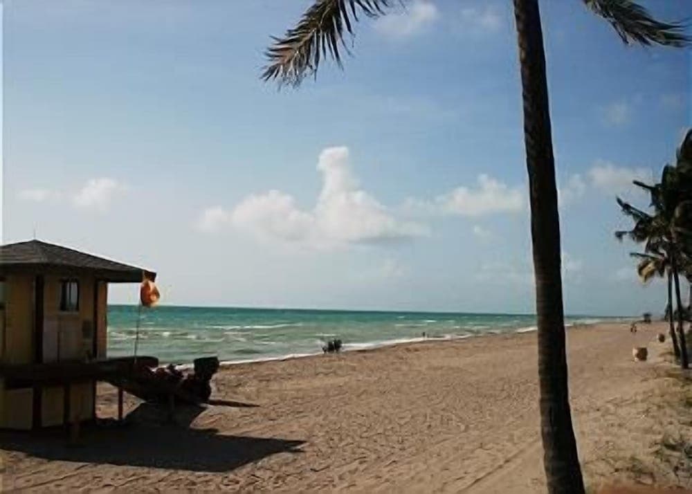 Hollywood Beach Resort-one Bedroom Sleeps 6