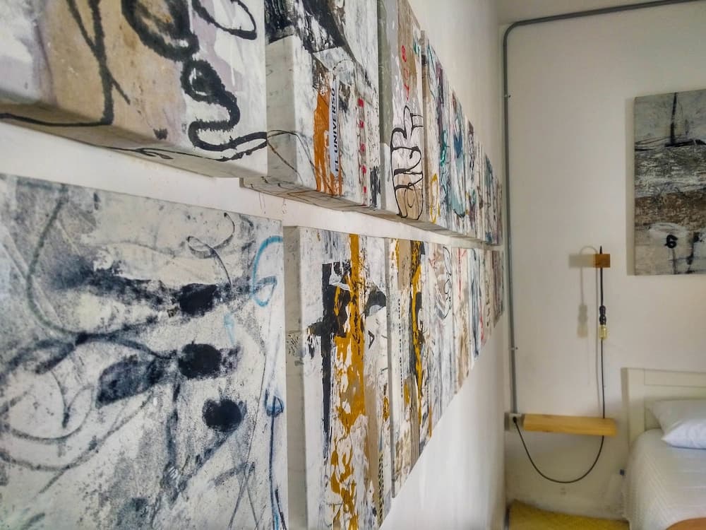 La Tozi Galería Hotel