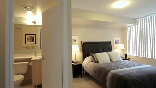 NAPA Furnished Suites Square One