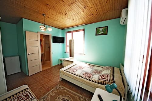 Guest House on Chernomorskaya Ulitsa