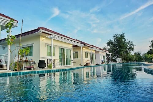 Sky & Water Resort