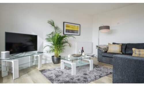 Tailored Stays - De Havilland House