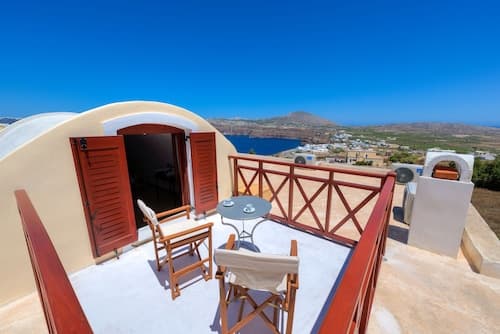 Aspalathos Suites