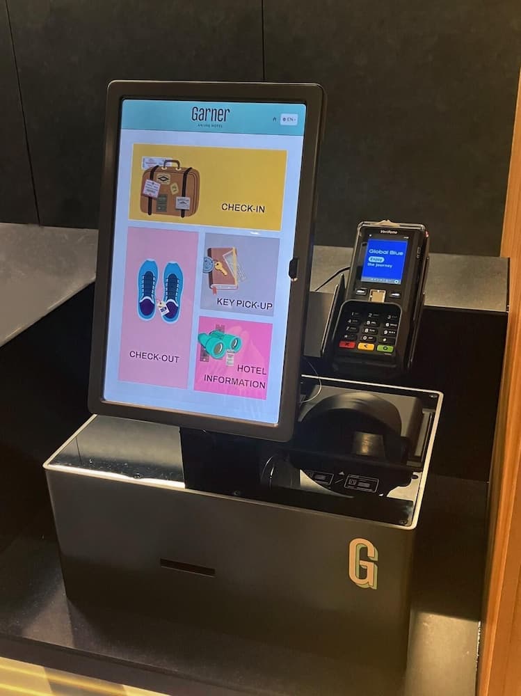 Giriş/çıkış büfesi