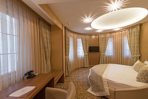 Çeşmeli Konak Otel Silivri