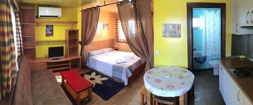 Bungalows Camping Alpha Madrid