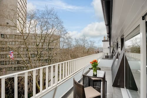 Lak Serviced Apartments