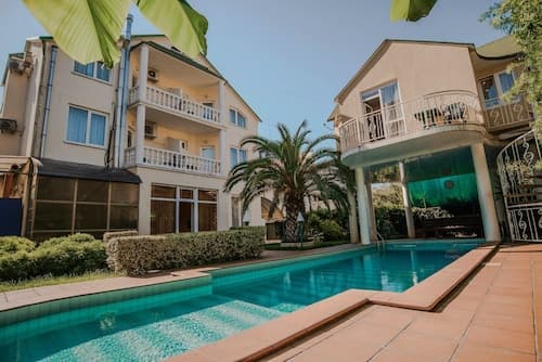 Laverna Guest House