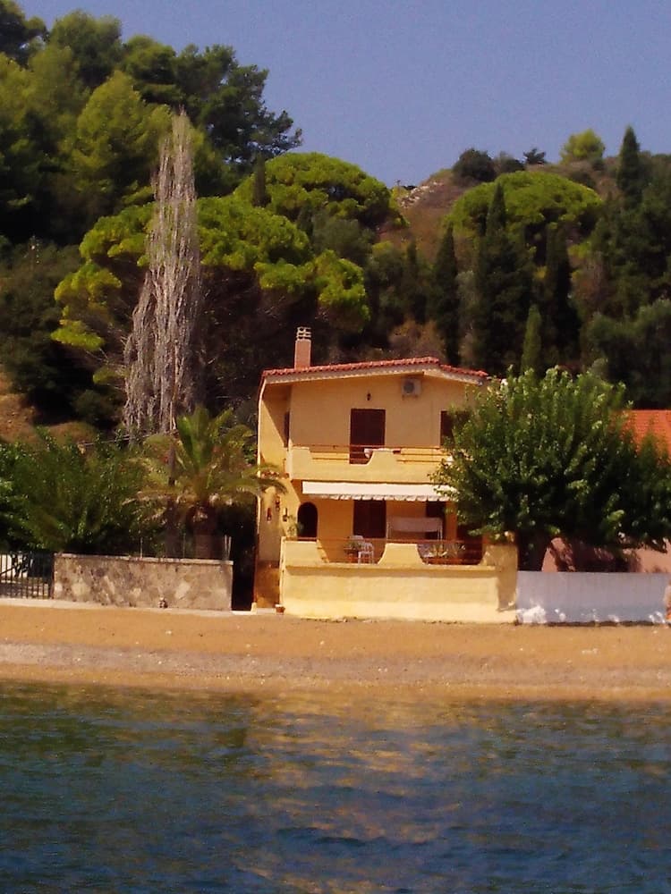 Alekos Beach Houses-Jerasimo