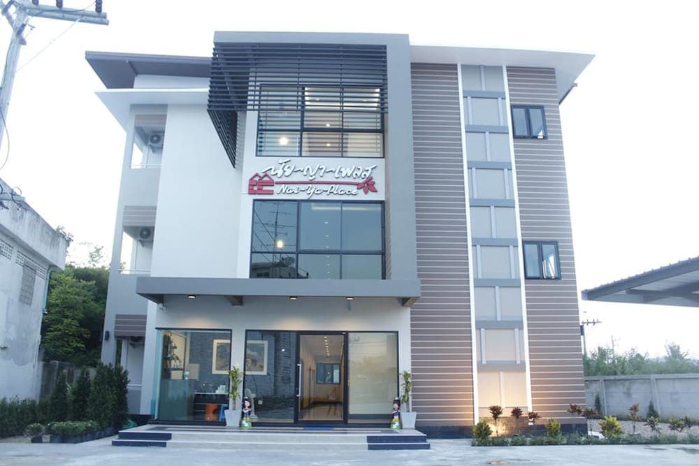 Nai-Ya-Place