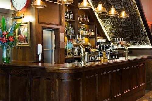 The Grafton Arms Pub & Rooms