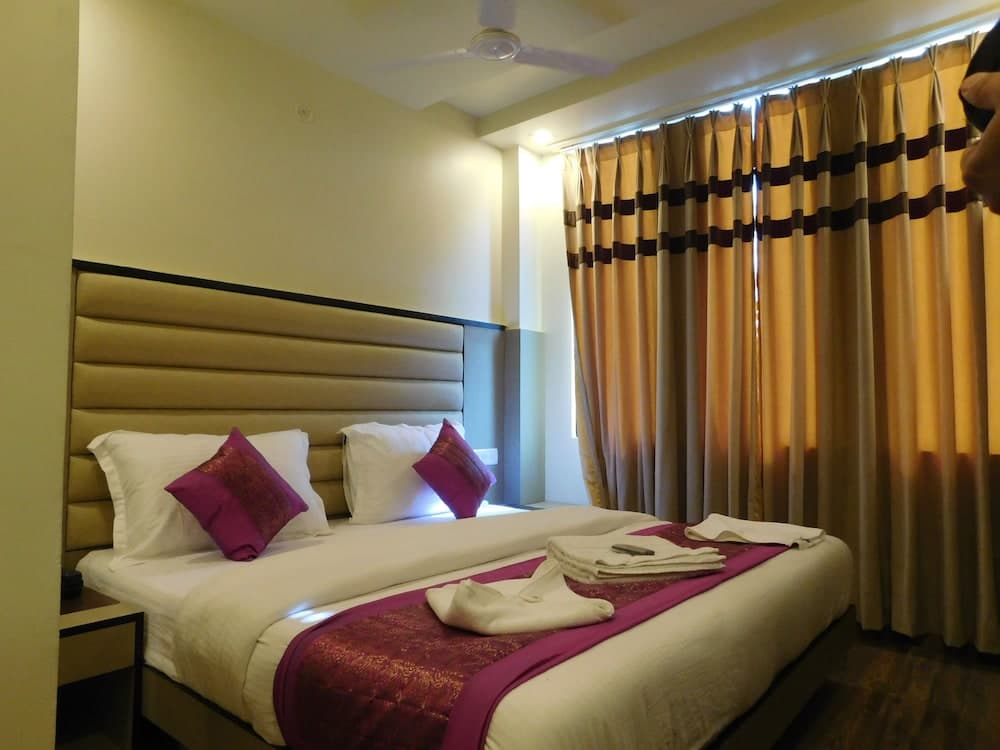 Hotel Gauranga Nearest New Delhi Railway Station